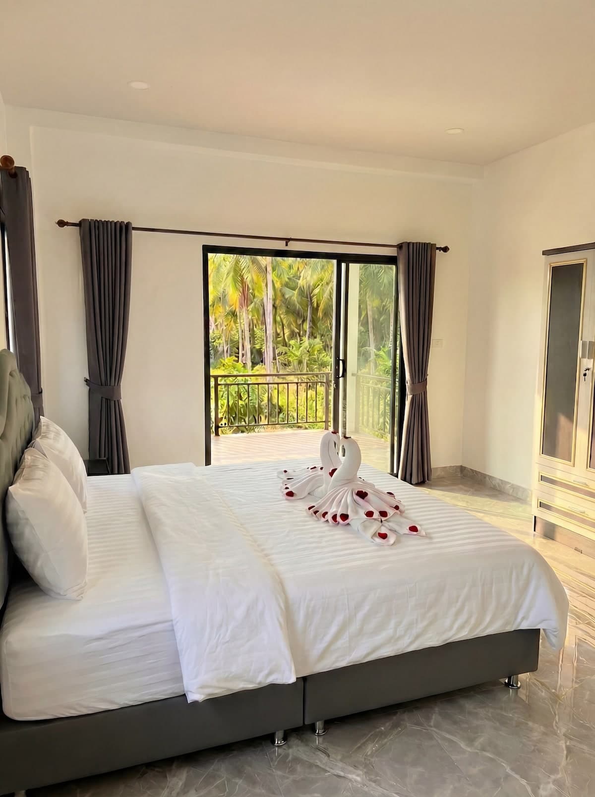 Coconut Villa - Image 5