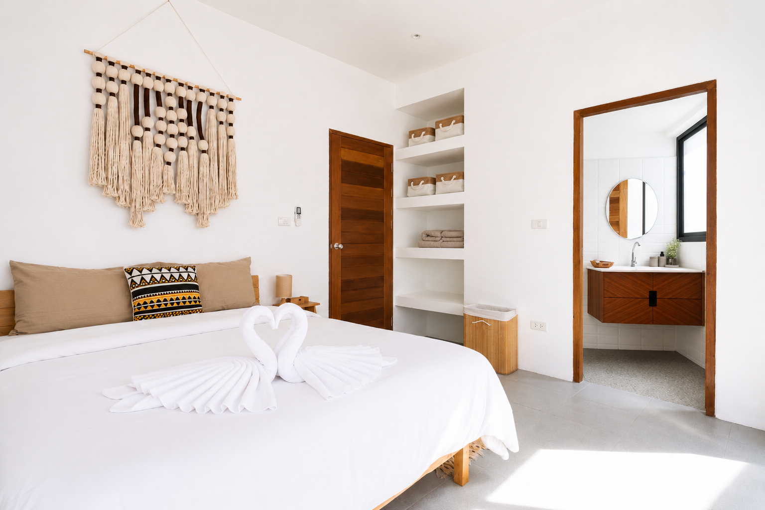 Beachside Villa - Image 5